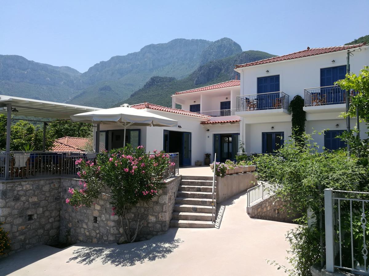 Kyparíssion Avra Hotel מראה חיצוני תמונה